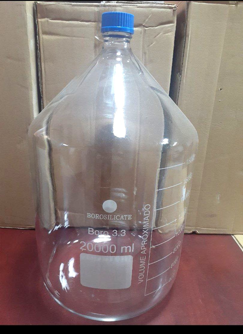 بطری درب آبی